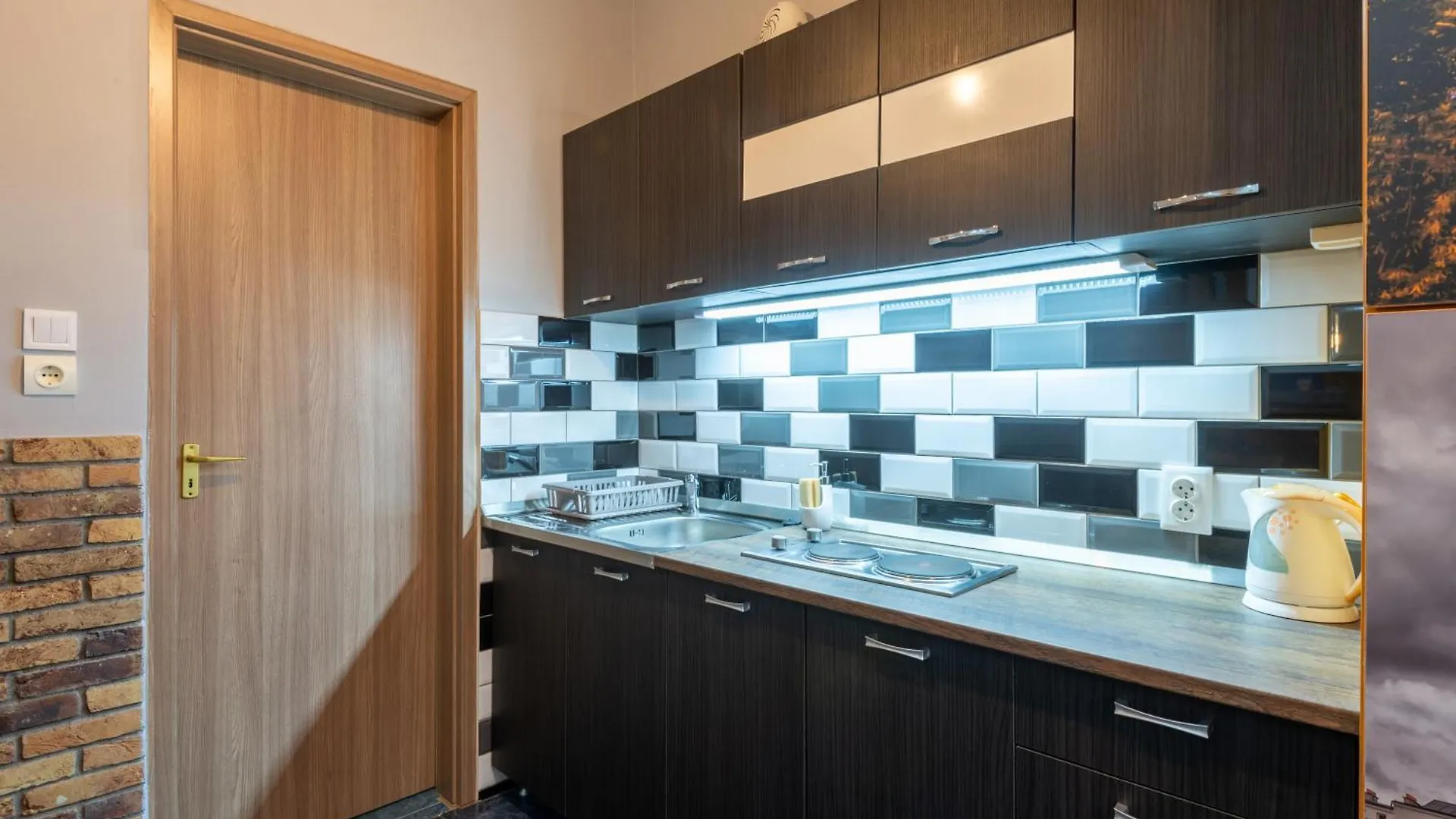 Central With Good Transport Link City Studio 2 Βουδαπέστη 0*,